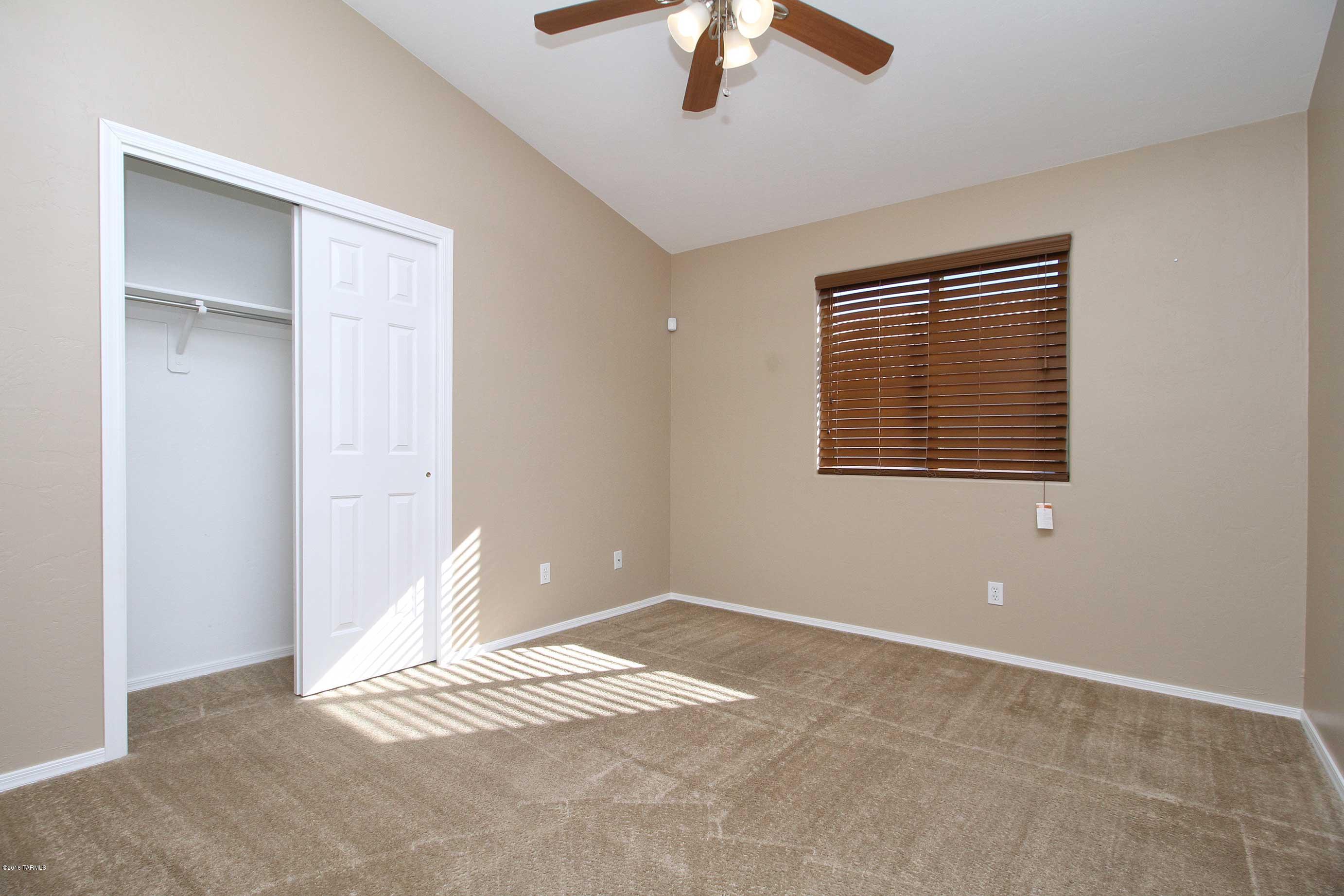 8445 Red Rock Ridge Court Tucson, AZ 85742 - Photo 13 of 31