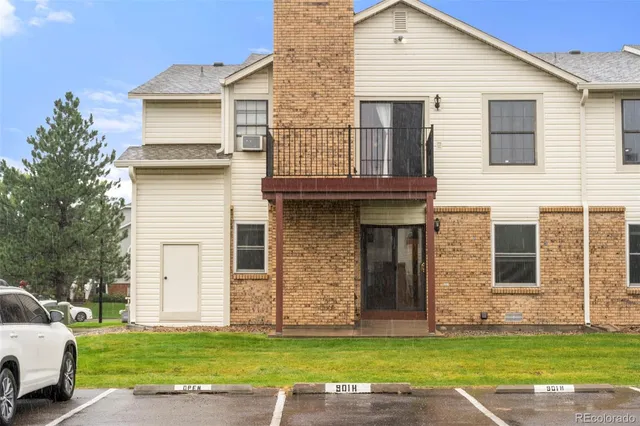 $250,000 | 11901 Bellaire Street, Unit D, Thornton, CO 80233