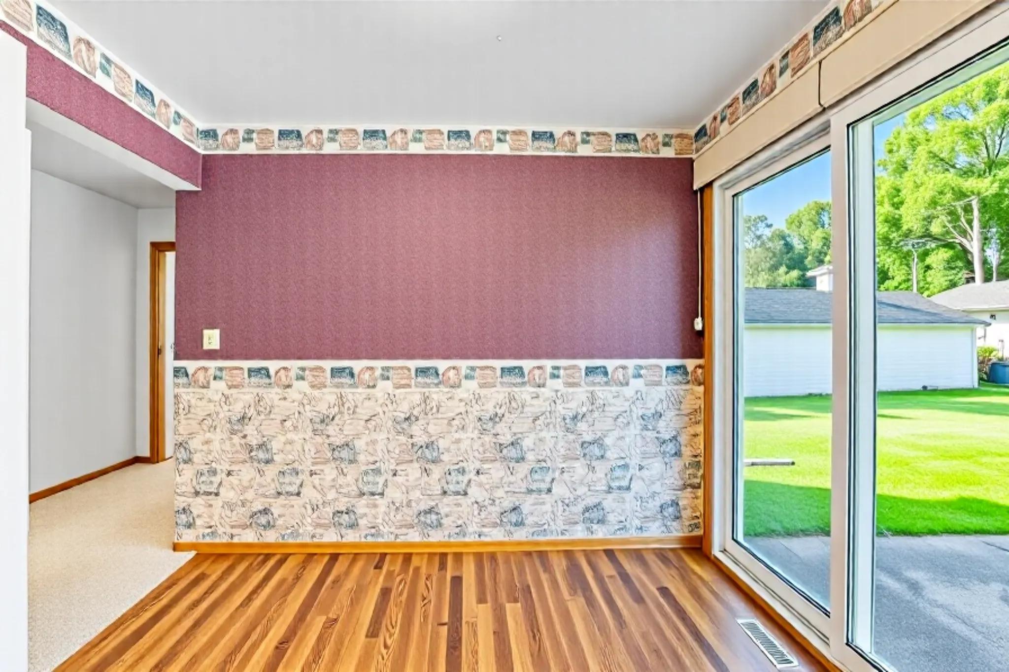 1050 Carlton Avenue Faribault, MN 55021 - Photo 14 of 35