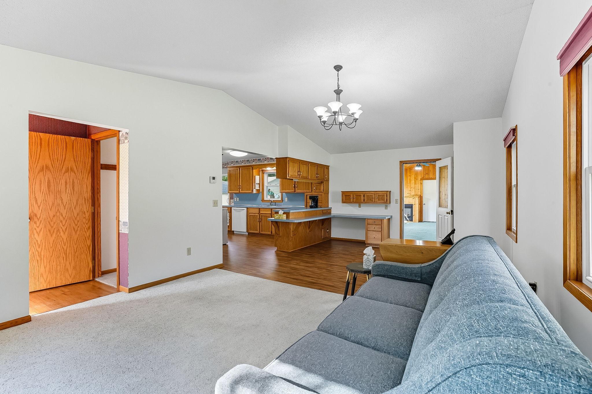 1050 Carlton Avenue Faribault, MN 55021 - Photo 6 of 35