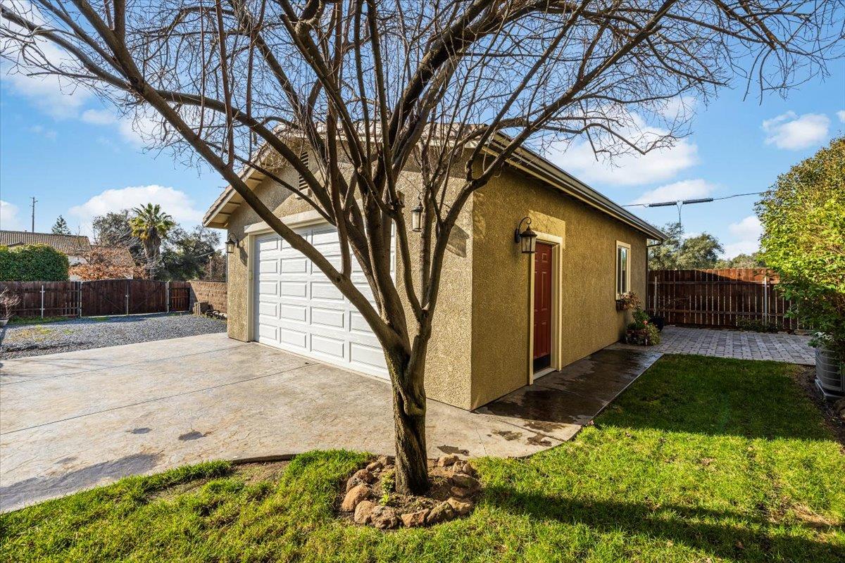 4056 Aitken Dairy Road Rocklin, CA 95677 - Photo 16 of 59 Detached garage