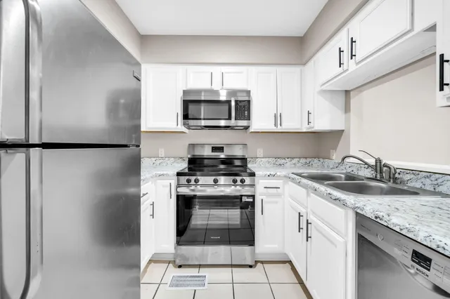 $259,000 | 200 White Street, Unit 6, Niceville, FL 32578