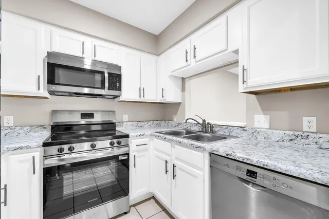 $259,000 | 200 White Street, Unit 6, Niceville, FL 32578