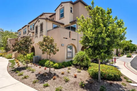 $860,000 | 4326 Star Path Way, Unit 1, Oceanside, CA 92056