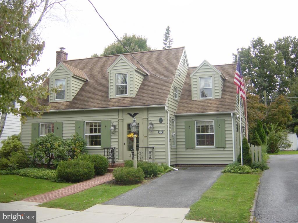 212 East 2nd Avenue Lititz, PA 17543 - Photo 1 of 20 Gallery Image 1