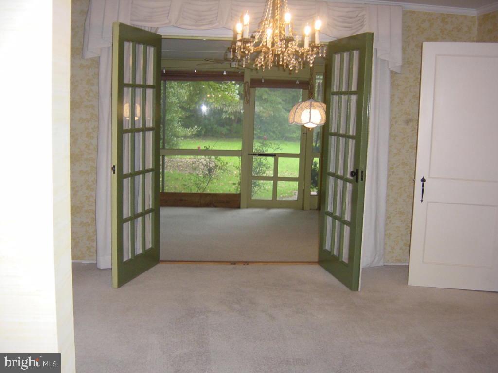 212 East 2nd Avenue Lititz, PA 17543 - Photo 19 of 20 Gallery Image 19