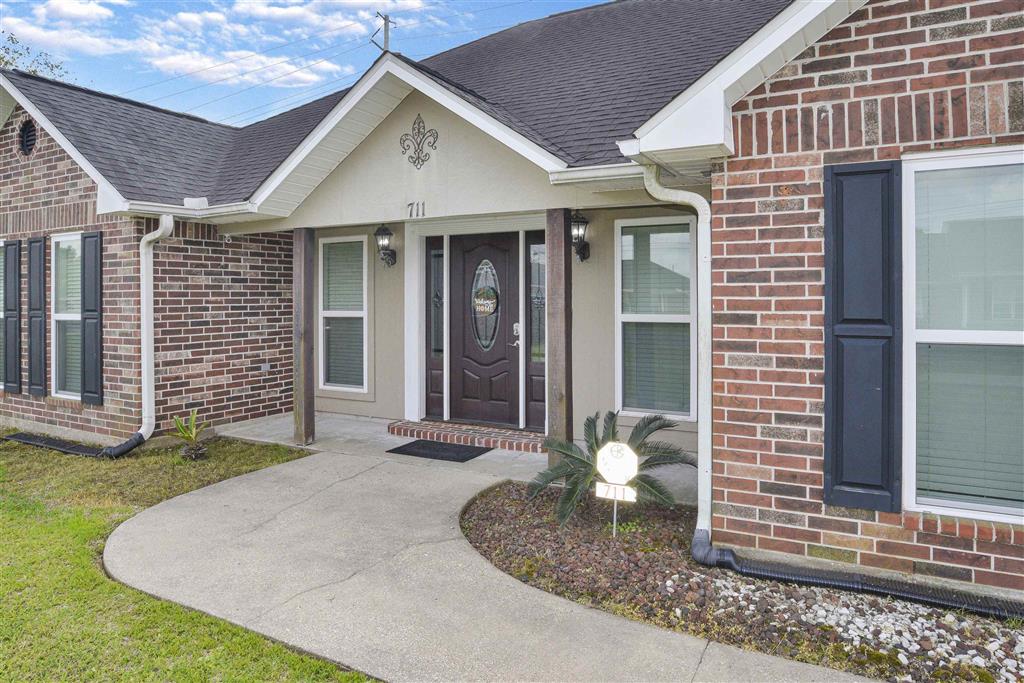 711 Royale Drive Jennings, LA 70546 - Photo 2 of 36