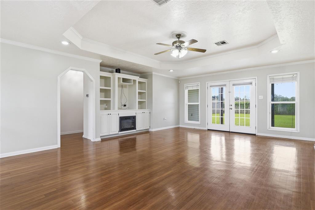 711 Royale Drive Jennings, LA 70546 - Photo 3 of 36