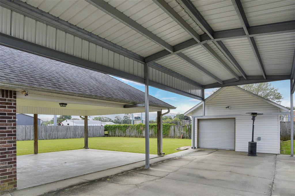 711 Royale Drive Jennings, LA 70546 - Photo 32 of 36