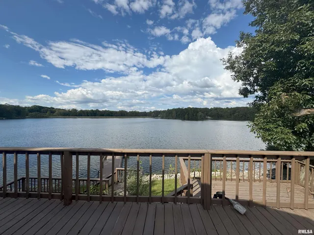 $230,000 | 19193 Braggs Lane, West Frankfort, IL 62896