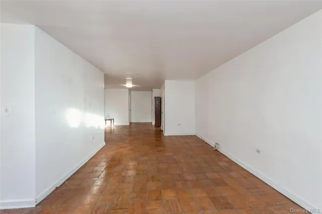 $325,000 | 99-10 60th Avenue, Unit CC1 | South Corona