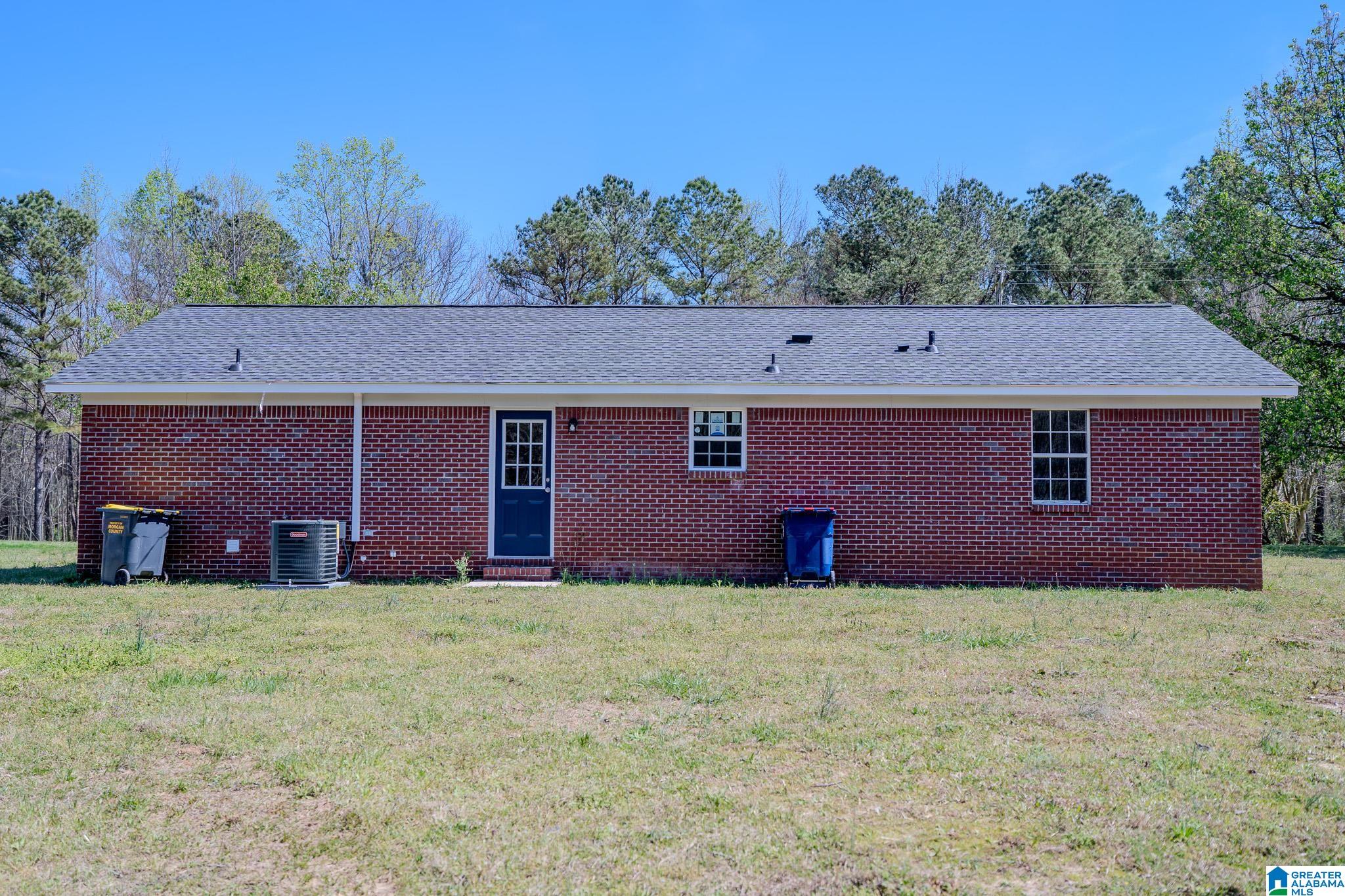 1558 Bluff City Road Somerville, AL 35670 - Photo 4 of 22