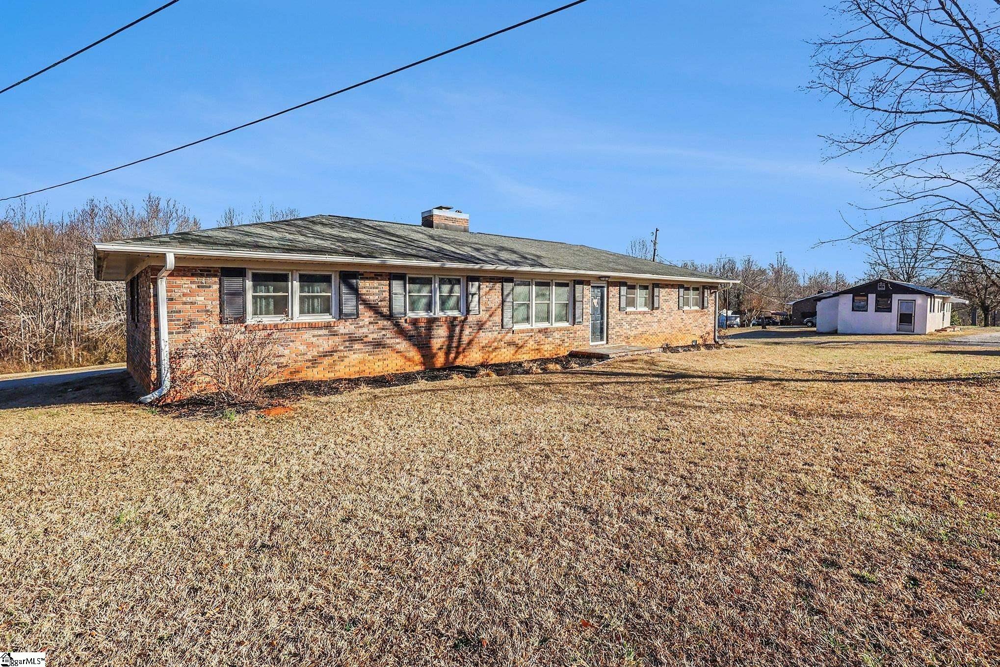 315 Graham Chapel Road Cowpens, SC 29330 - Photo 2 of 25