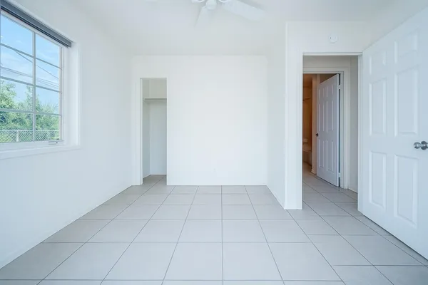 $1,650 | 649 West 4th Street, Riviera Beach, FL 33404