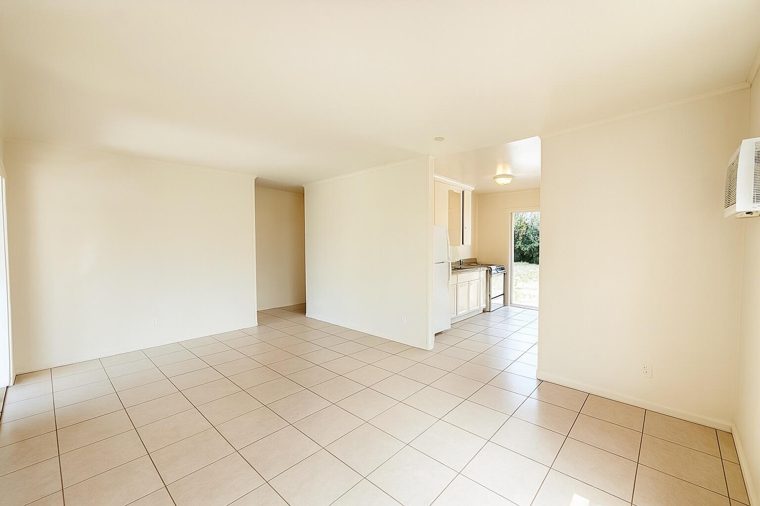 649 West 4th Street Riviera Beach, FL 33404 - Photo 6 of 13 Image 170