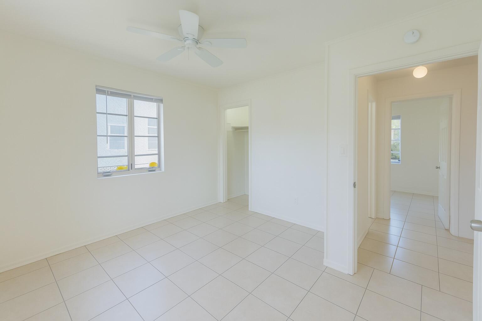 649 West 4th Street Riviera Beach, FL 33404 - Photo 9 of 13 Image 177