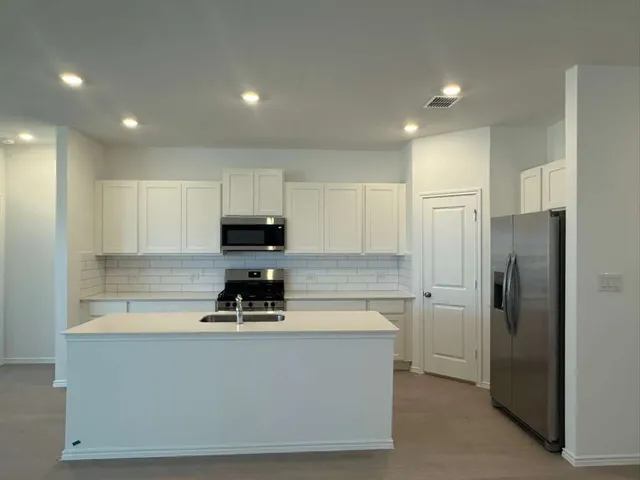 $2,299 | 577 Sormonne Loop, Kyle, TX 78640