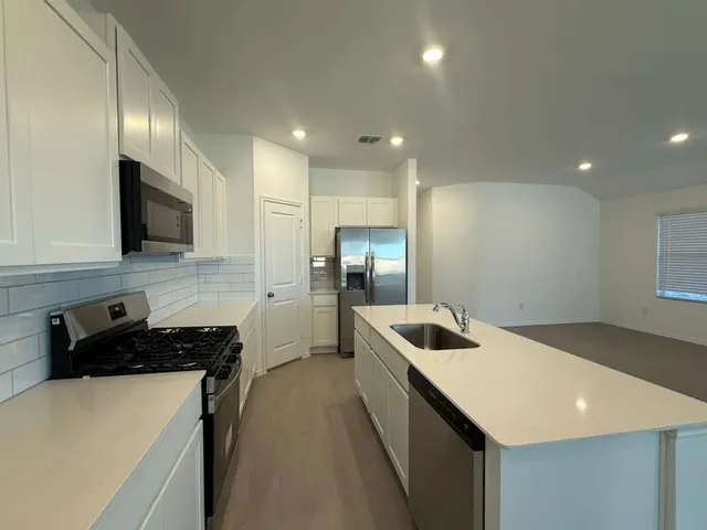 $2,299 | 577 Sormonne Loop, Kyle, TX 78640