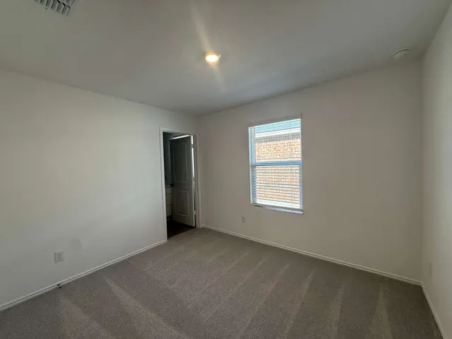 $2,350 | 577 Sormonne Loop, Kyle, TX 78640