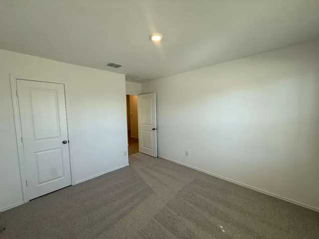 $2,350 | 577 Sormonne Loop, Kyle, TX 78640