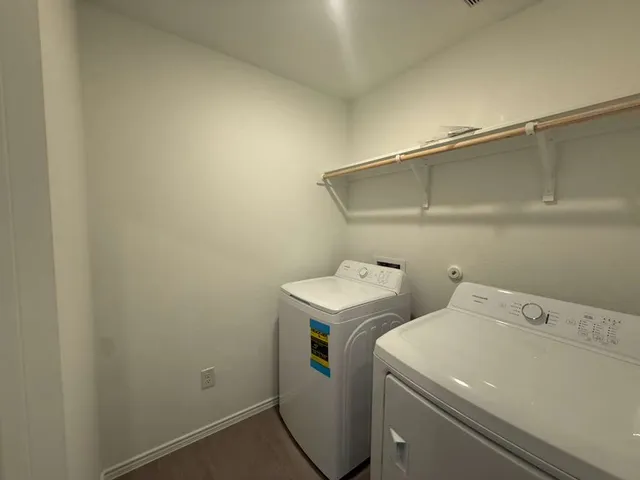 $2,350 | 577 Sormonne Loop, Kyle, TX 78640