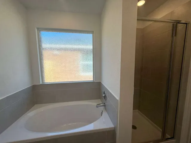 $2,350 | 577 Sormonne Loop, Kyle, TX 78640