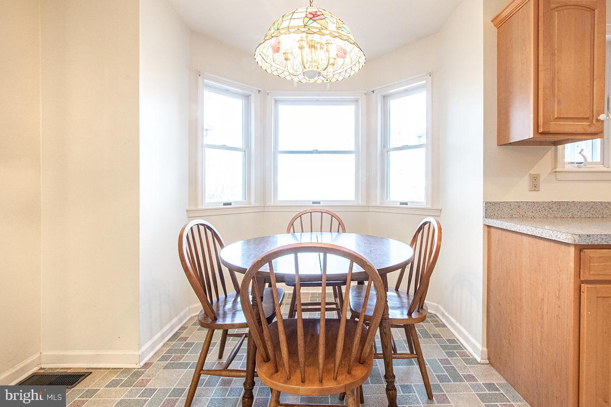 219 Dowlin Forge Road Exton, PA 19341 - Photo 21 of 34 Kit. eating area