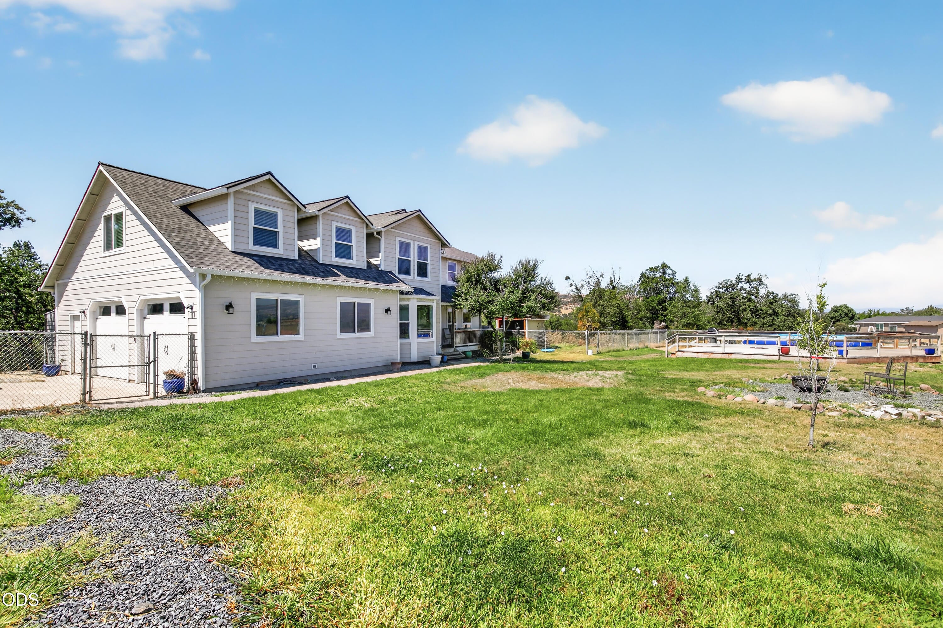 1350 Dry Creek Road Eagle Point, OR 97524 - Photo 5 of 50 Gallery Image 5