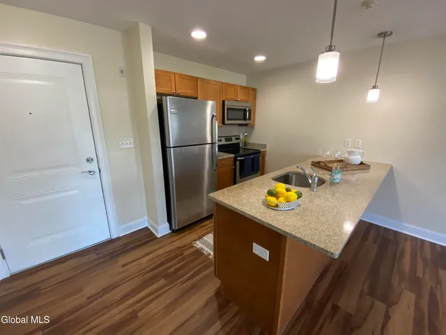 $1,780 | 3 Hampstead Place, Unit 214, Saratoga Springs, NY 12866