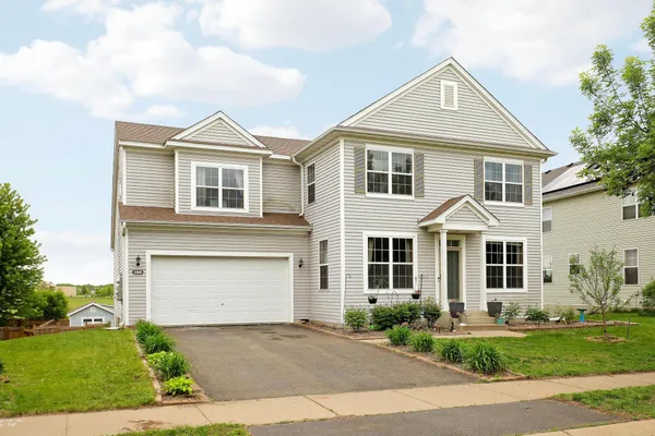 $600,000 | 1969 Schoolmaster Drive, Chaska, MN 55318