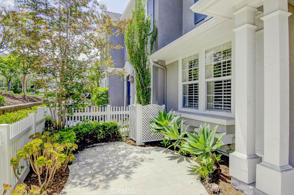 47 Strawflower Street Ladera Ranch, CA 92694 - Photo 2 of 64