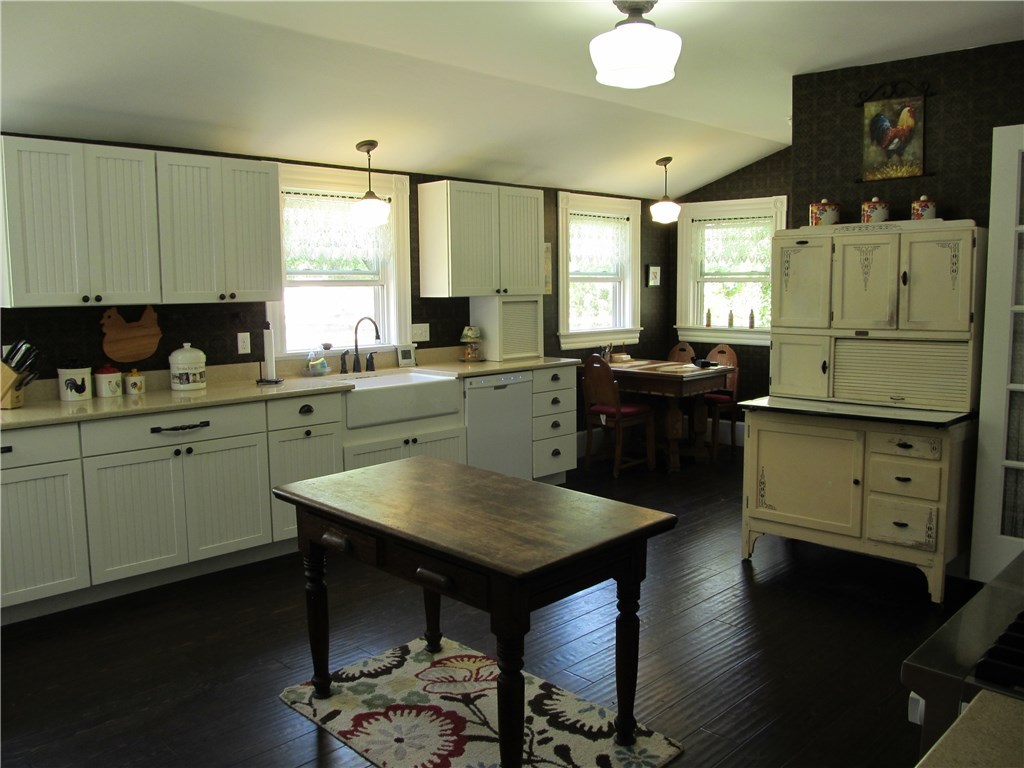 15 Whipple Road Glocester, RI 02814 - Photo 8 of 24