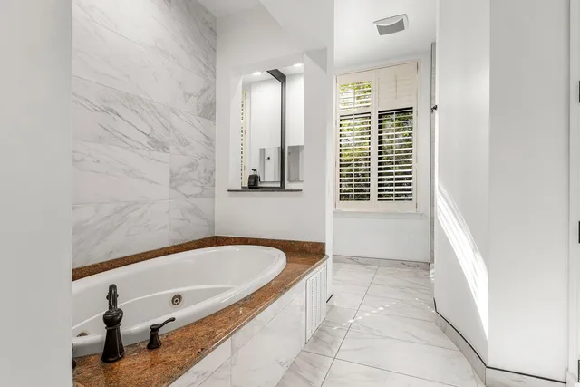 $2,750,000 | 9910 Bay Leaf Court, Parkland, FL 33076