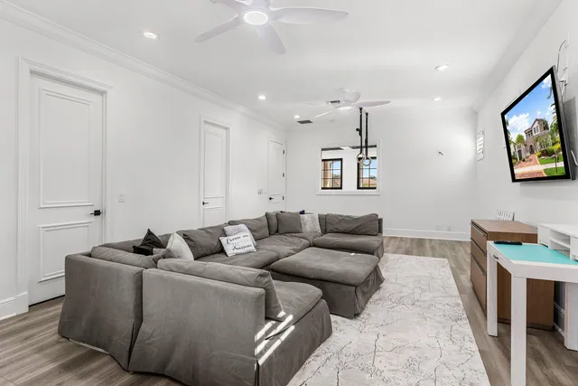 $2,750,000 | 9910 Bay Leaf Court, Parkland, FL 33076