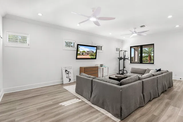 $2,750,000 | 9910 Bay Leaf Court, Parkland, FL 33076