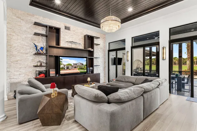 $2,750,000 | 9910 Bay Leaf Court, Parkland, FL 33076