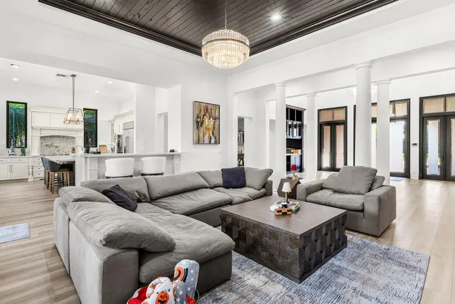 $2,750,000 | 9910 Bay Leaf Court, Parkland, FL 33076