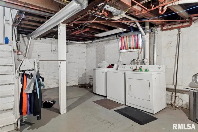 $132,000 | 525 South Washington Street, Taylorville, IL 62568