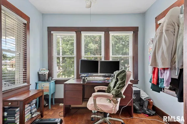 $132,000 | 525 South Washington Street, Taylorville, IL 62568