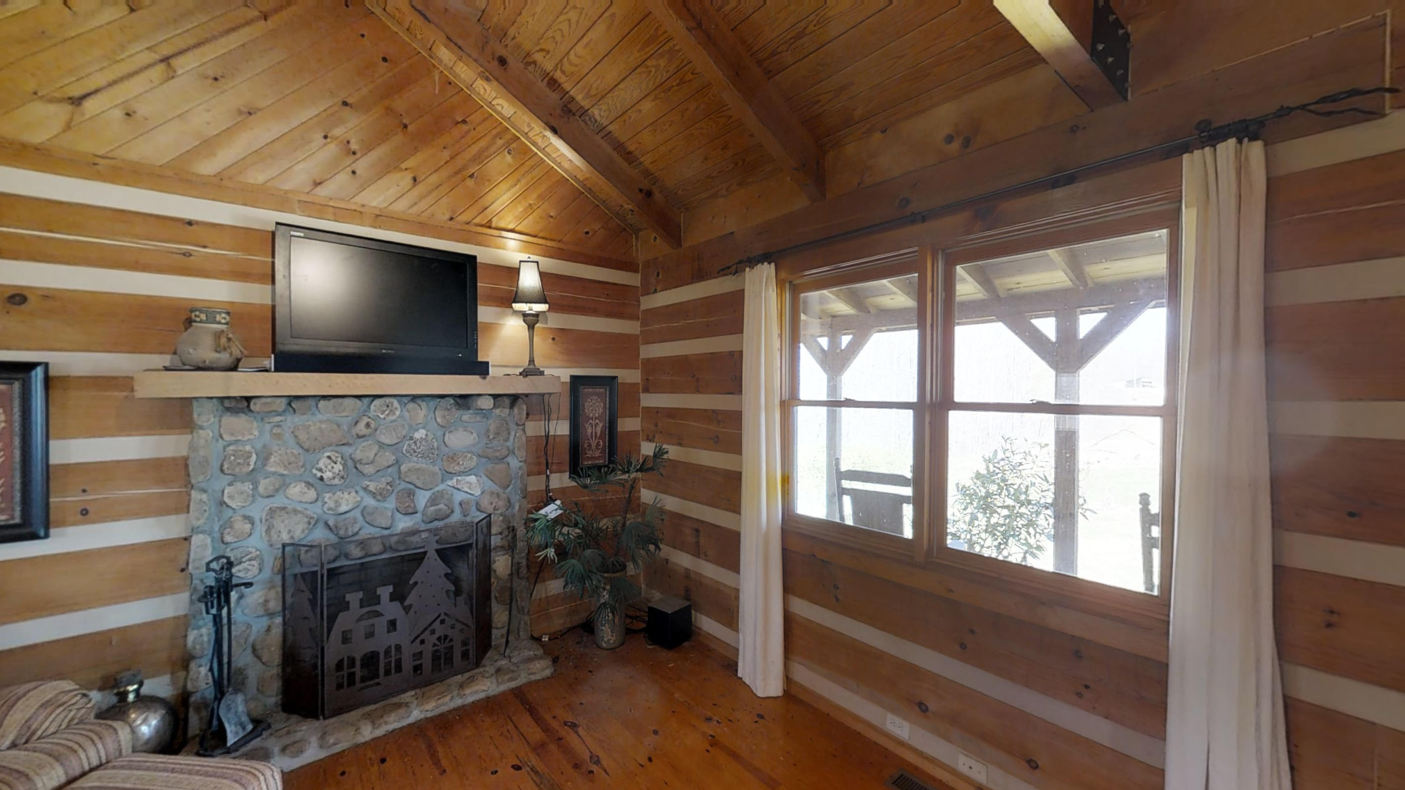 902 Deer Run Road Celina, TN 38551 - Photo 14 of 40 14
