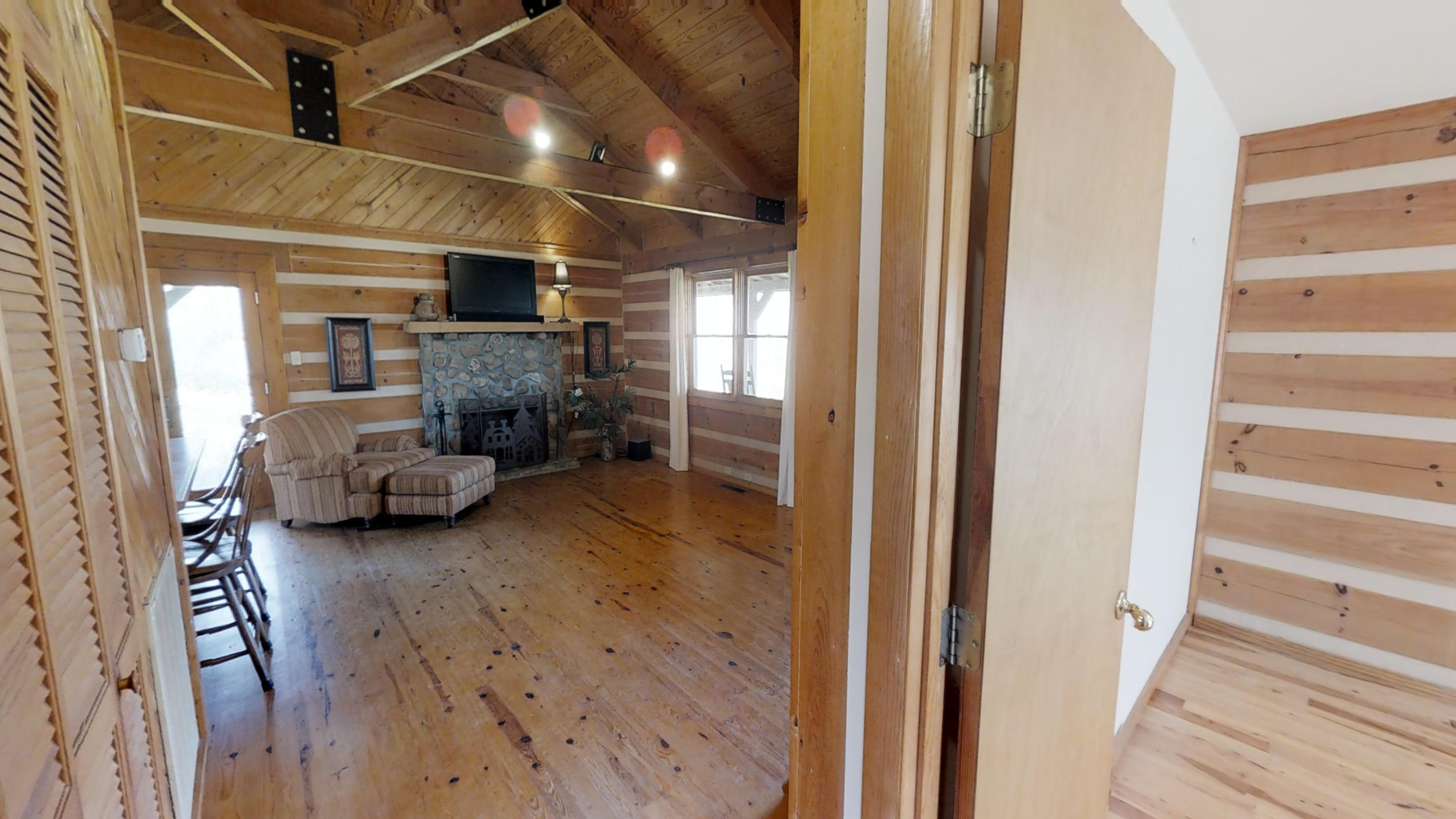 902 Deer Run Road Celina, TN 38551 - Photo 16 of 40 16