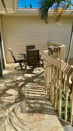 $2,300 | 602 Executive Center Drive, Unit 209, West Palm Beach, FL 33401