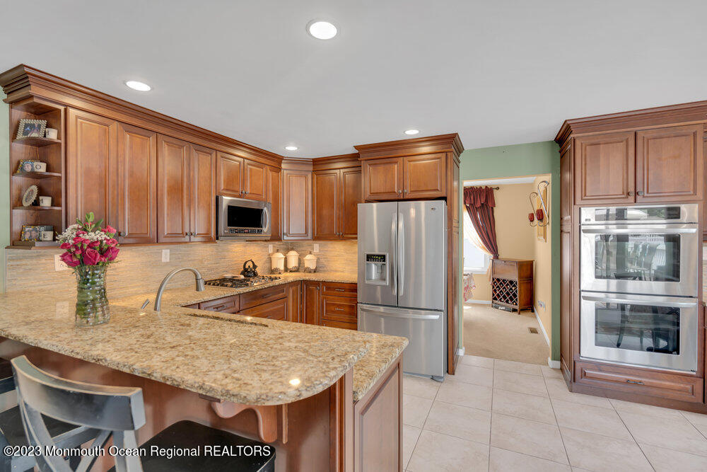 557 Robin Hood Road Brick, NJ 08724 - Photo 18 of 50 018_dsc05961