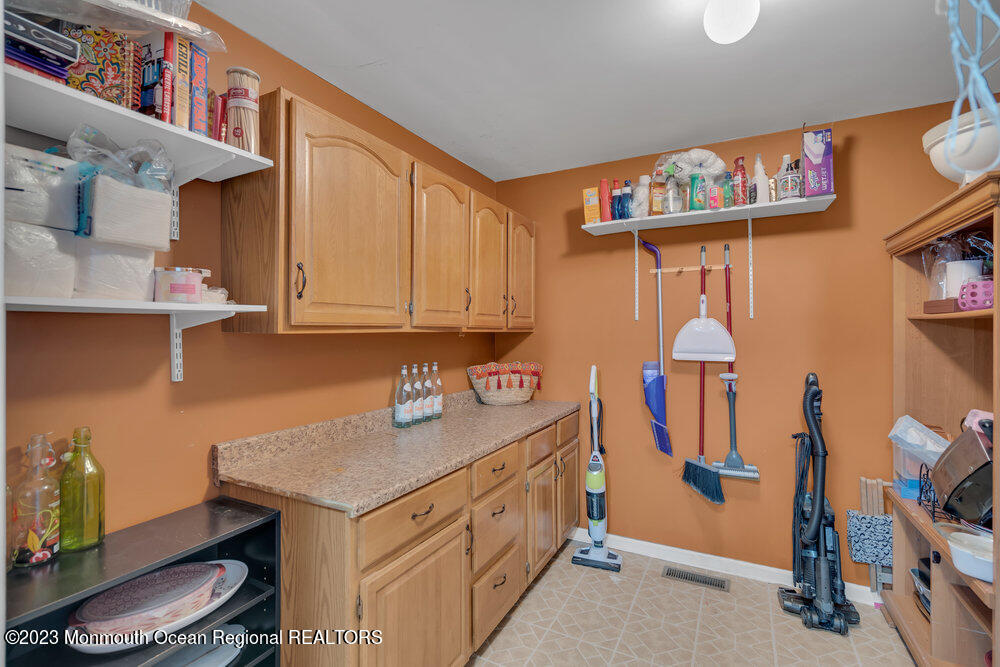 557 Robin Hood Road Brick, NJ 08724 - Photo 27 of 50 027_dsc06011