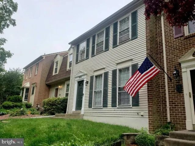 $2,900 | 3895 Bradwater Street, Fairfax, VA 22031