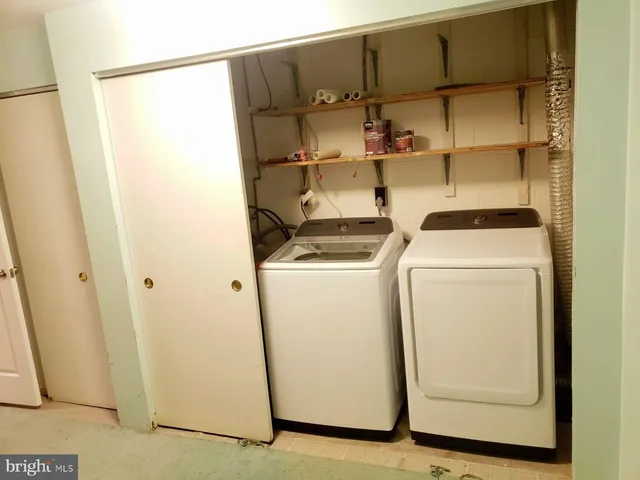 $2,900 | 3895 Bradwater Street, Fairfax, VA 22031