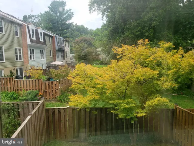 $2,900 | 3895 Bradwater Street, Fairfax, VA 22031