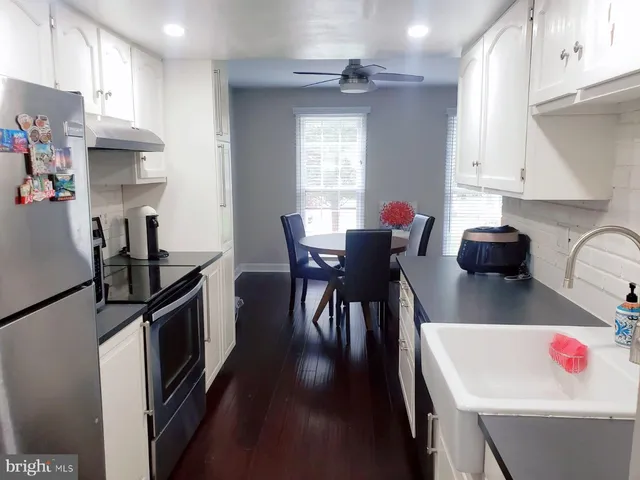 $2,900 | 3895 Bradwater Street, Fairfax, VA 22031