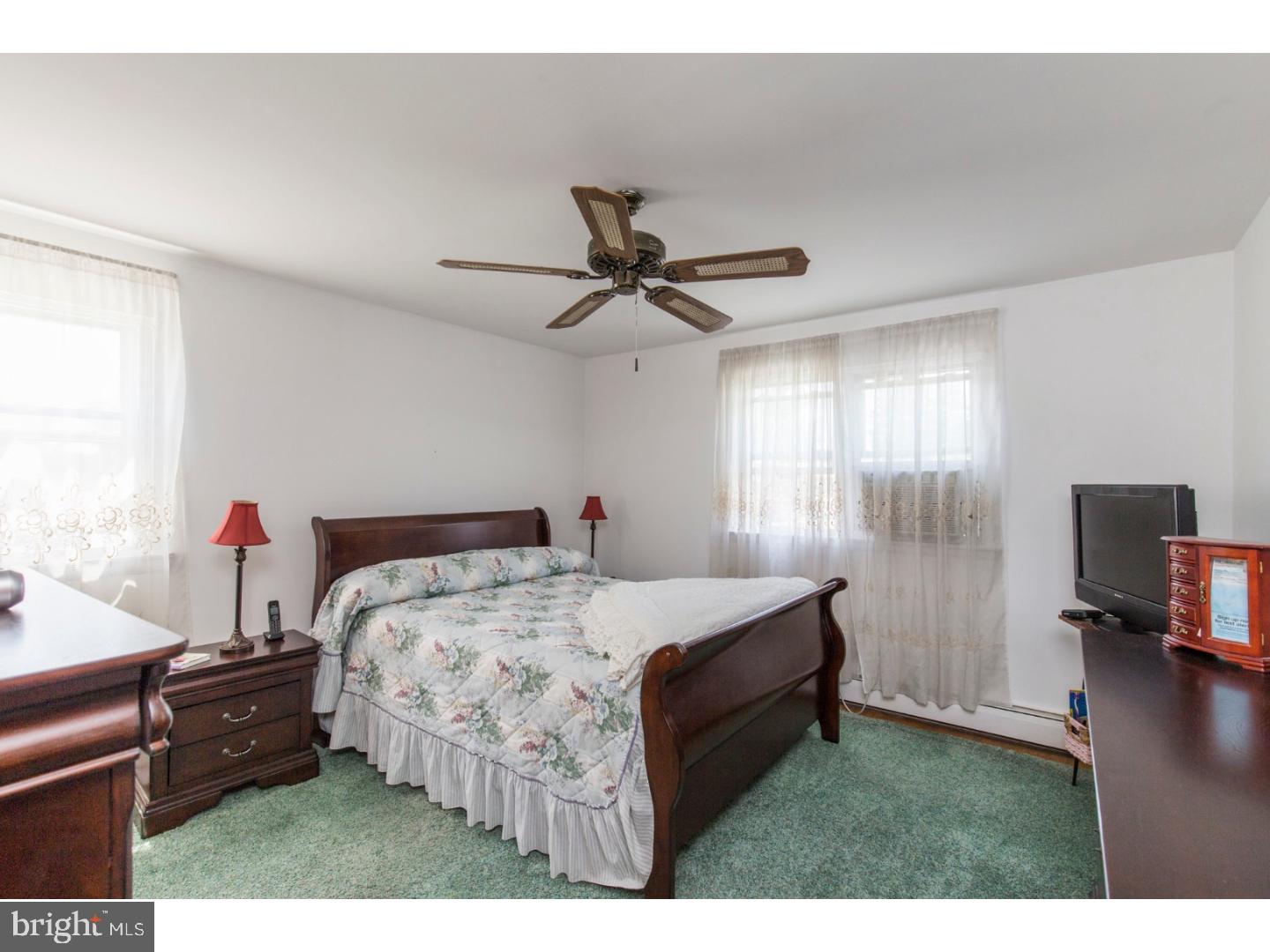 324 Haverford Road Folsom, PA 19033 - Photo 13 of 25