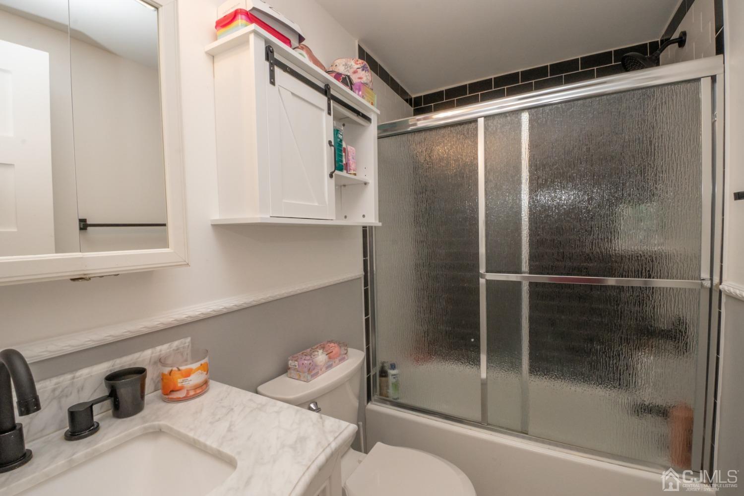 15 Byron Road North Brunswick, NJ 08902 - Photo 21 of 42 Gallery Image 21